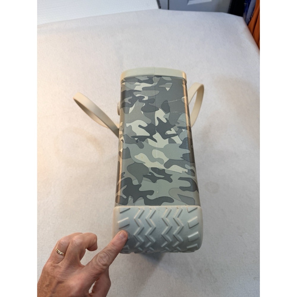 WHITE AND GRAY CAMO Baby BOGG BAG  14"x12"x4.5" With Plastic Zippered Pocket - Picture 10 of 14